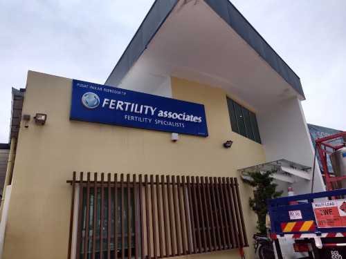 青岛38岁高龄女性月经不调还能自然备孕生孩子吗?专家解析助孕选择